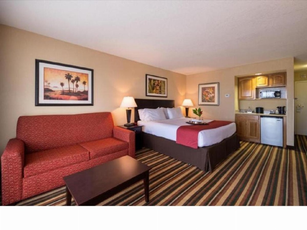 Room image 3